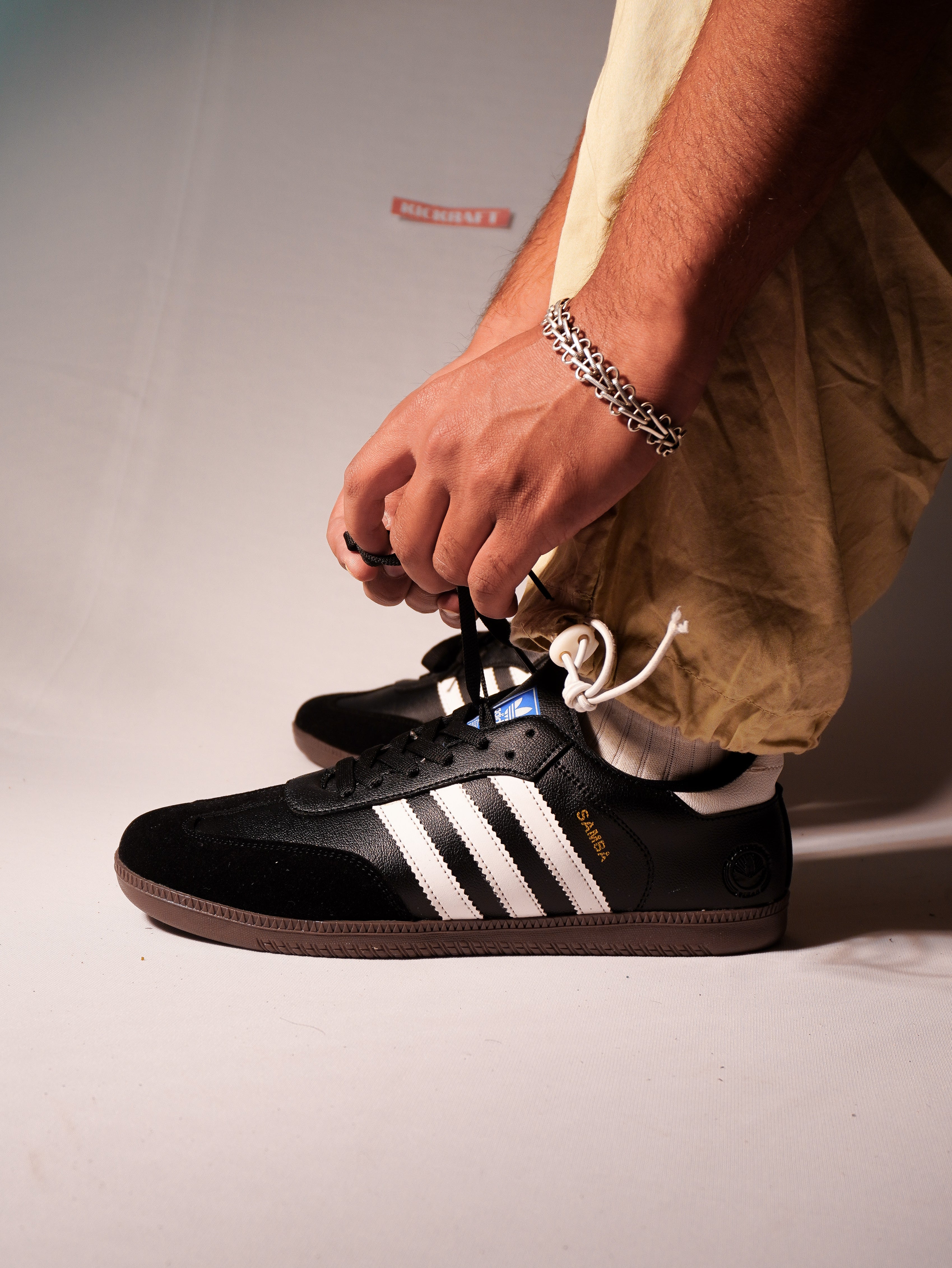 Samba Aura Black Variant