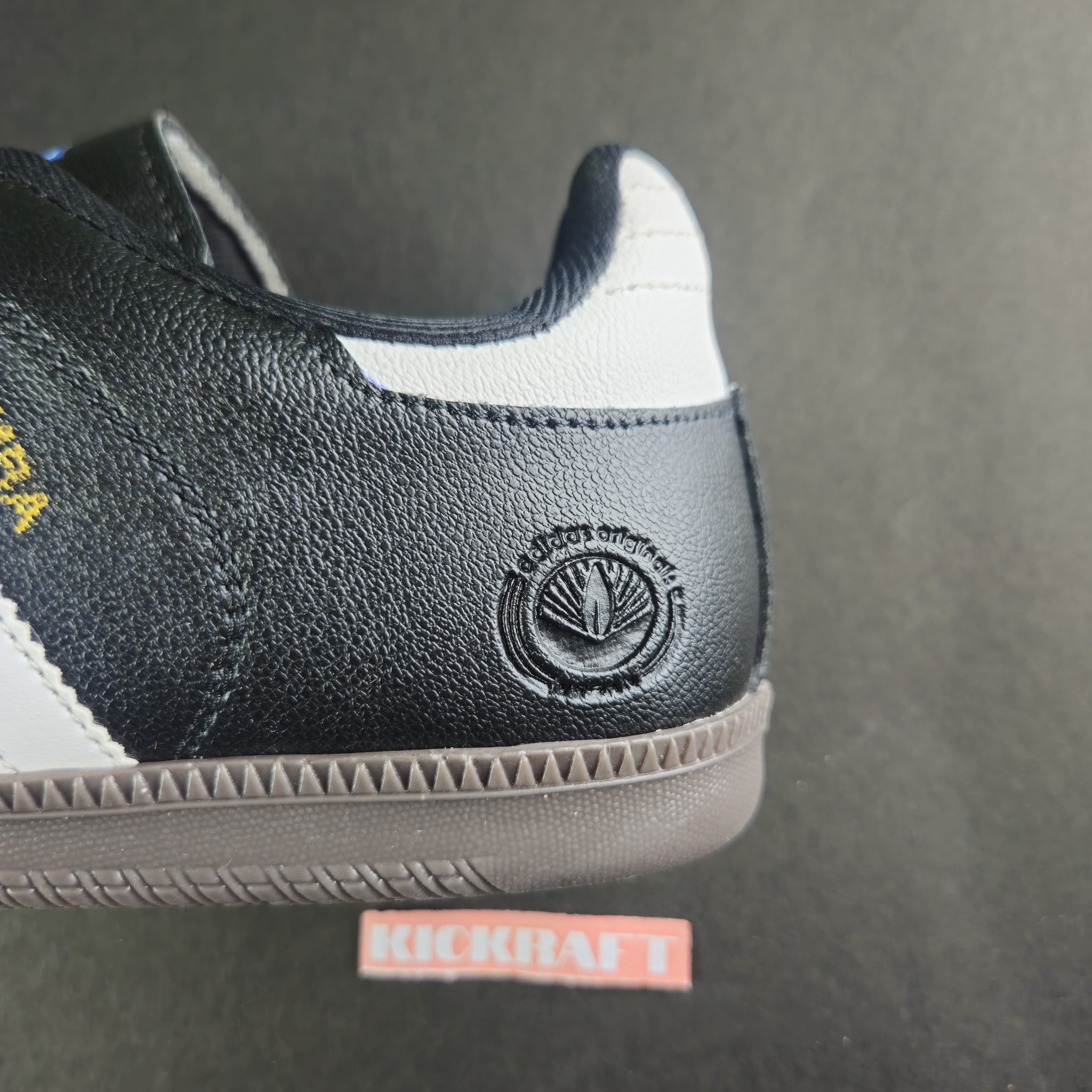 Samba Aura Black Variant