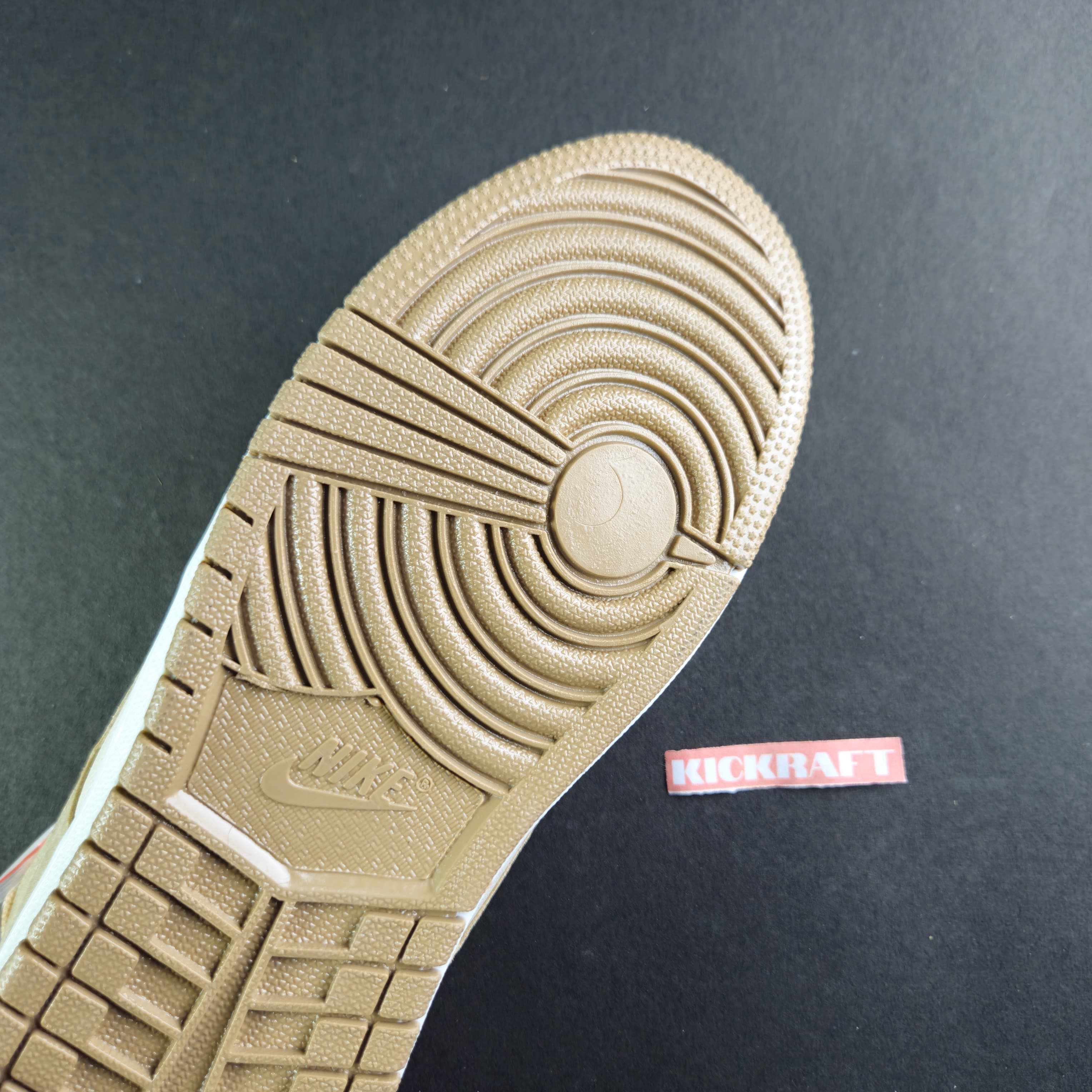 Dunk Low Light Orewood Brown