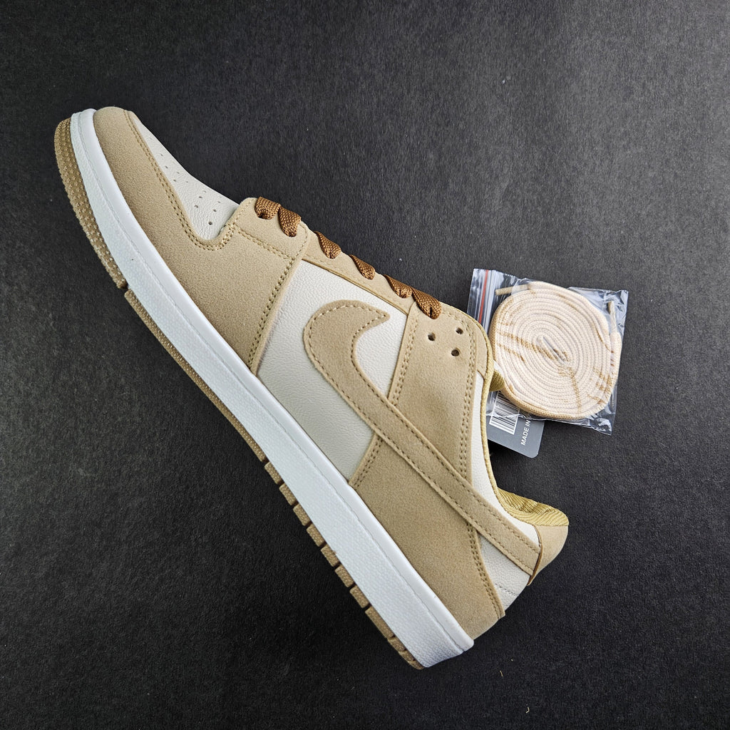 Dunk Low Light Orewood Brown