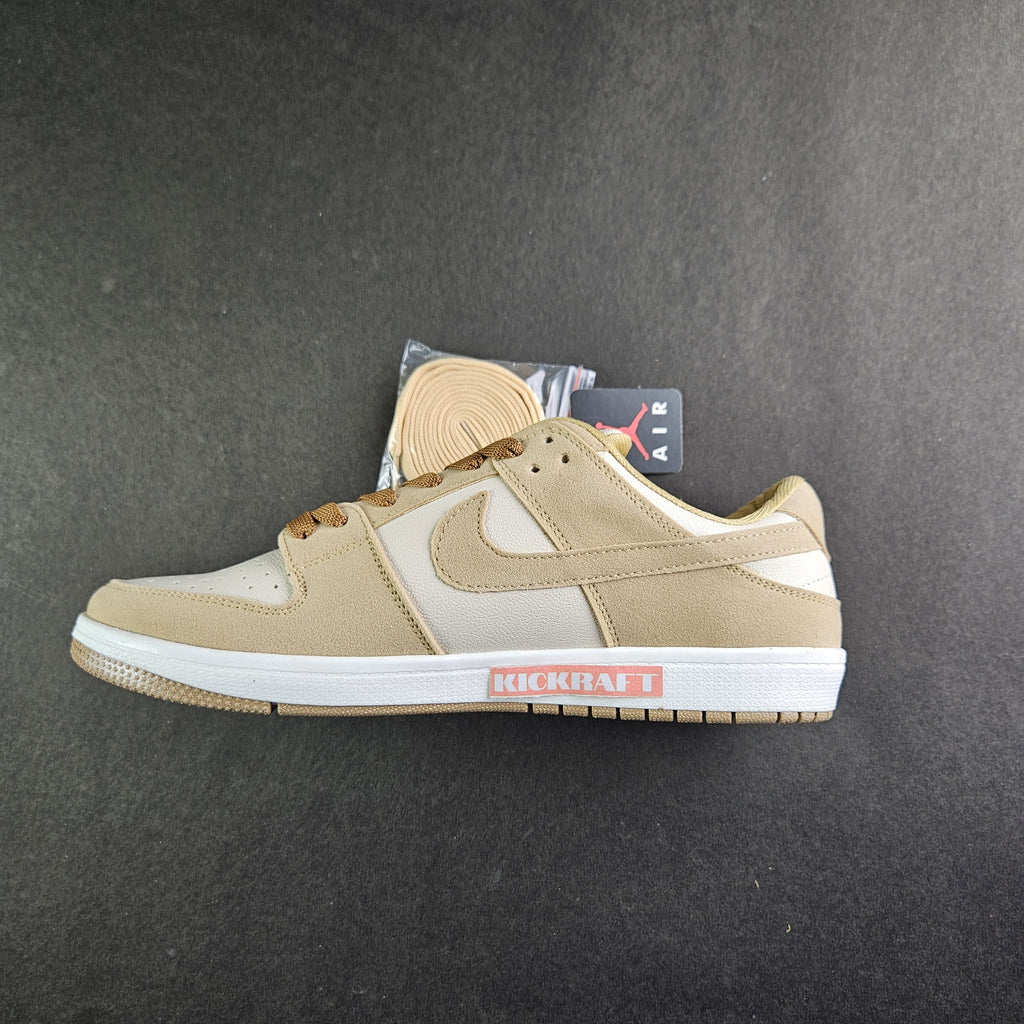 Dunk Low Light Orewood Brown